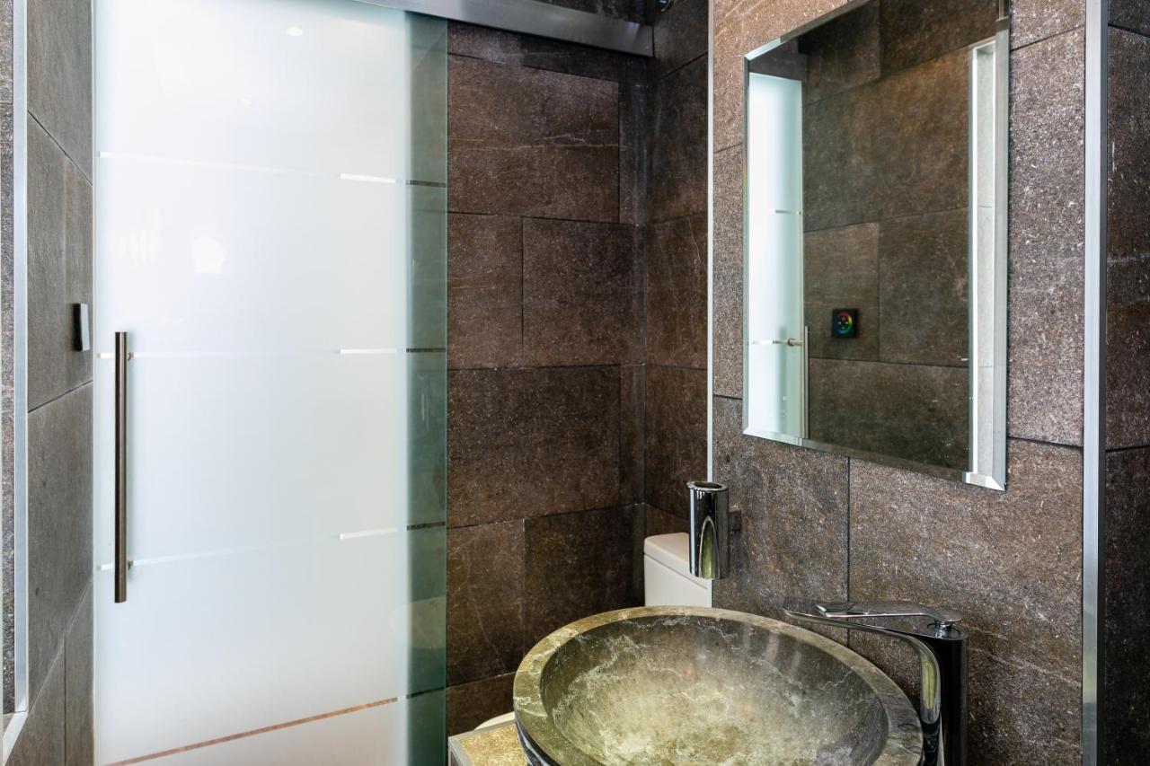 Weforyou 2 Bedrooms Penthouse At Malaga Center Экстерьер фото
